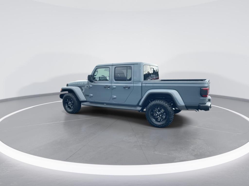 new 2025 Jeep Gladiator car, priced at $49,300