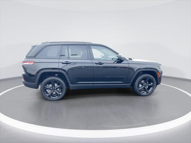 new 2025 Jeep Grand Cherokee car