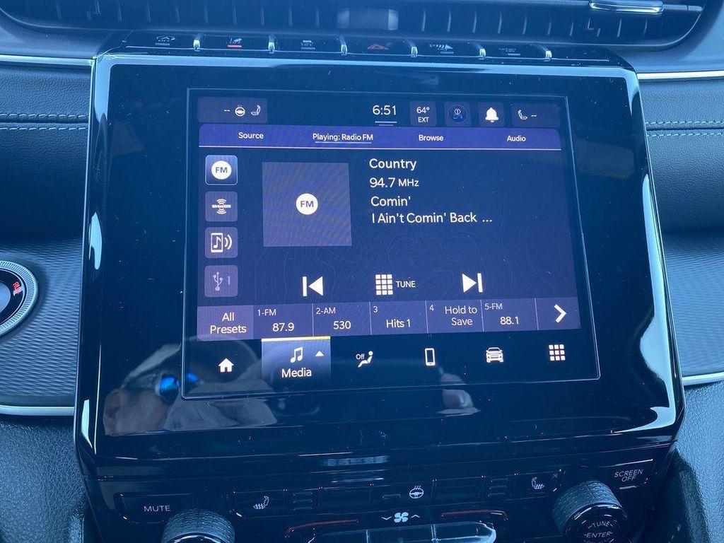 new 2025 Jeep Grand Cherokee L car, priced at $46,025