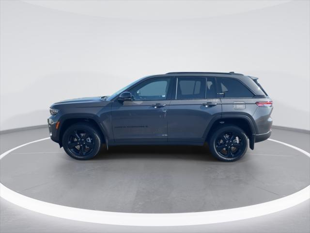 new 2025 Jeep Grand Cherokee car, priced at $42,030