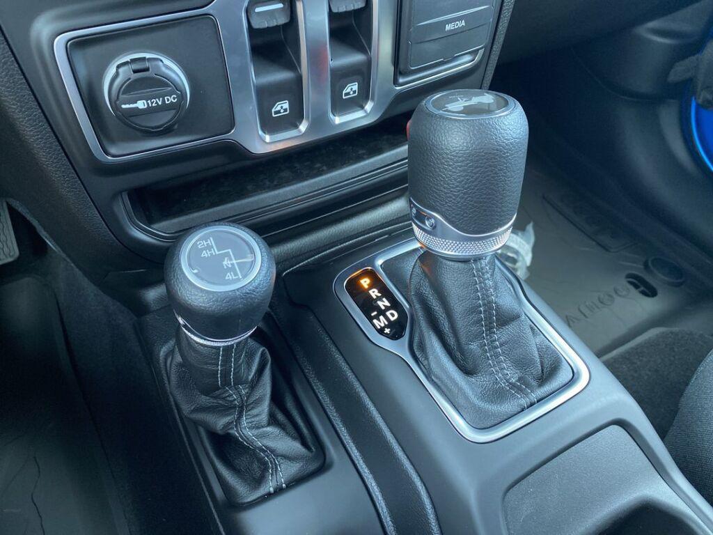 new 2025 Jeep Wrangler car, priced at $38,265