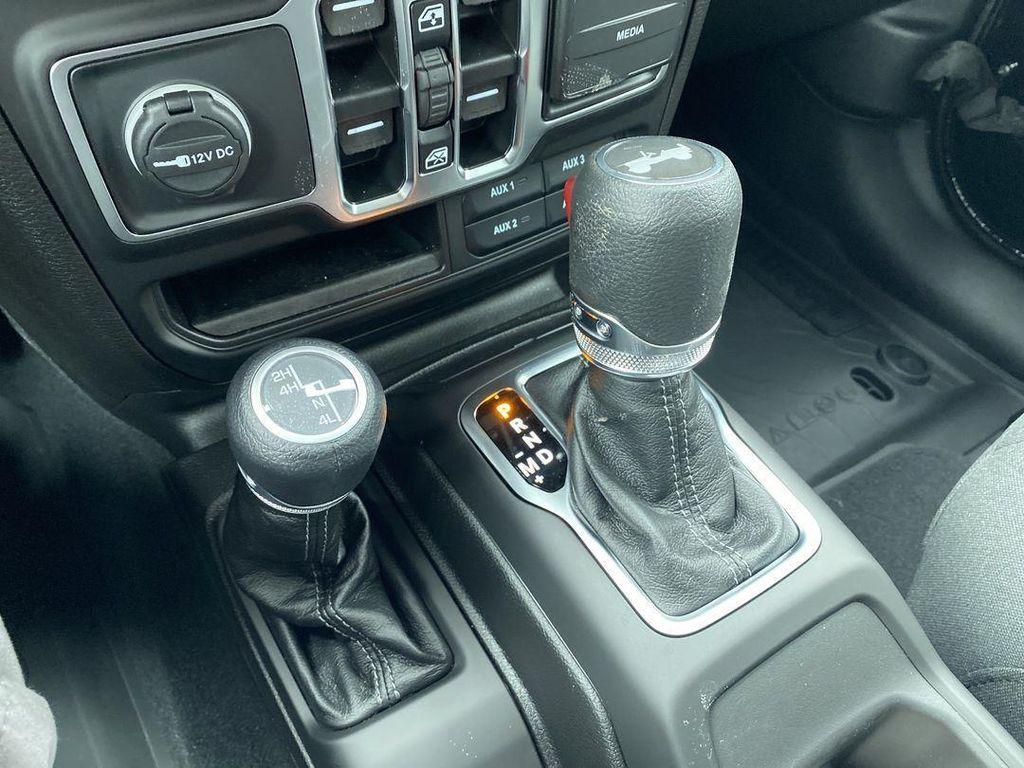 new 2025 Jeep Wrangler car, priced at $49,767