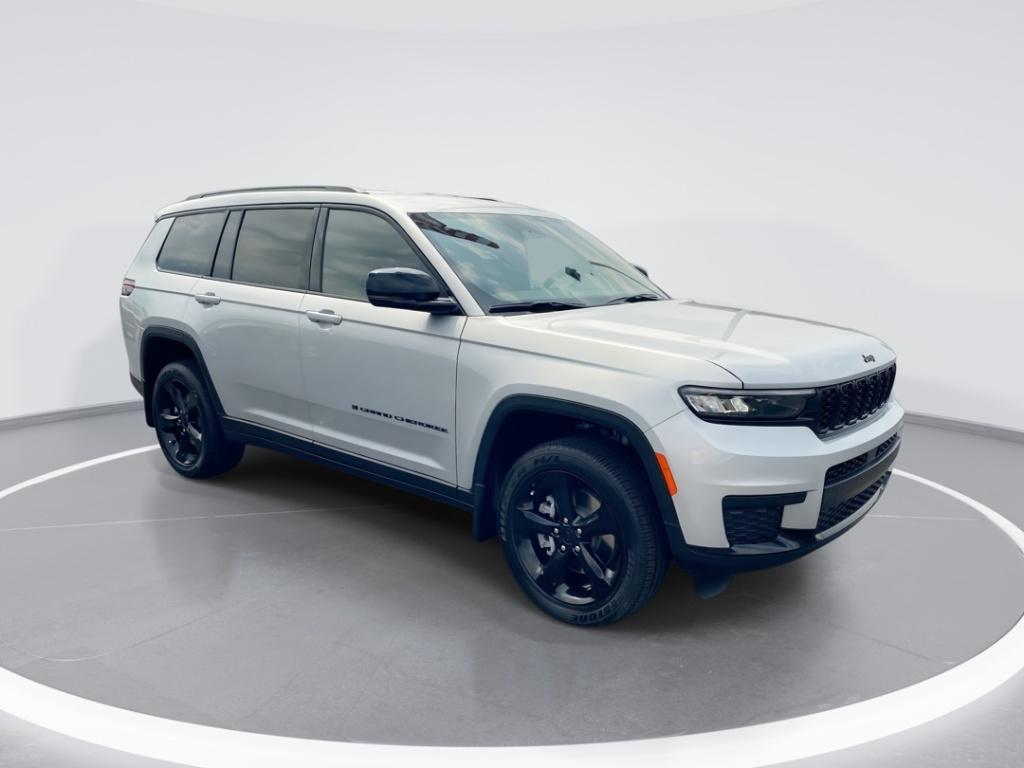 new 2025 Jeep Grand Cherokee L car, priced at $46,575