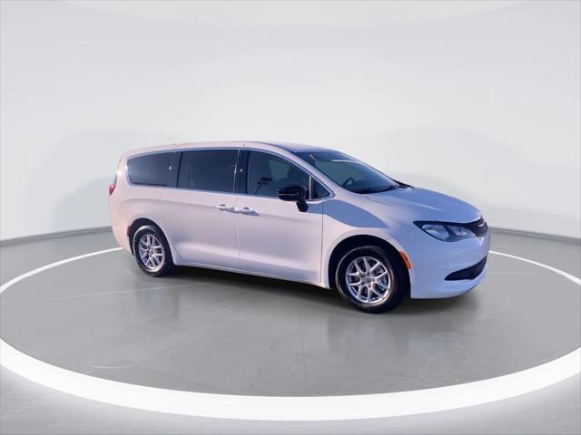 new 2025 Chrysler Voyager car