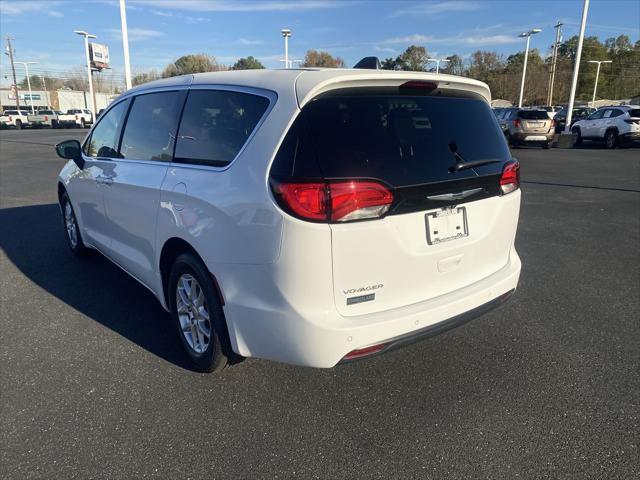 new 2025 Chrysler Voyager car