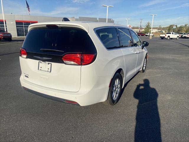 new 2025 Chrysler Voyager car