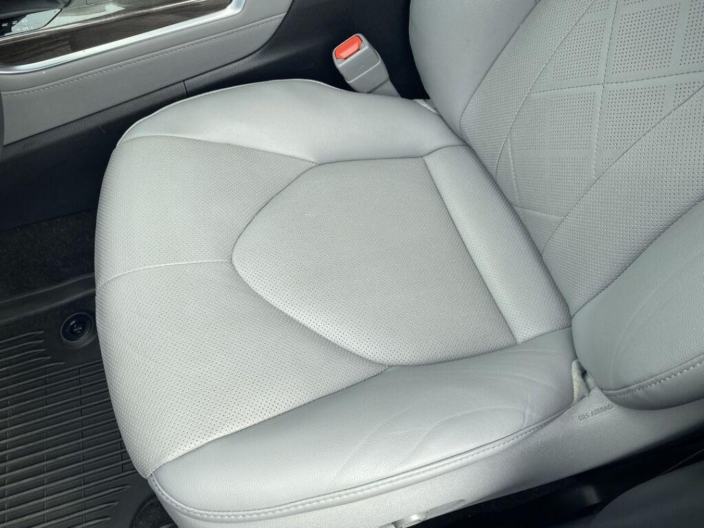 used 2023 Toyota Highlander Hybrid car, priced at $49,531