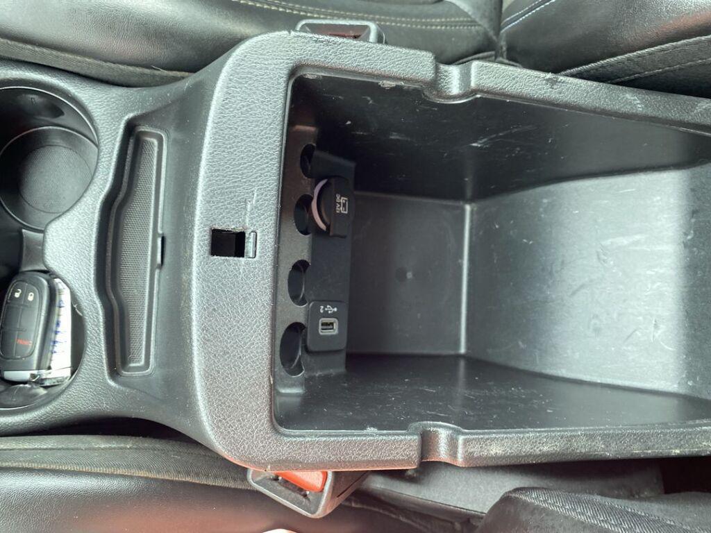 used 2019 Jeep Cherokee car, priced at $14,117
