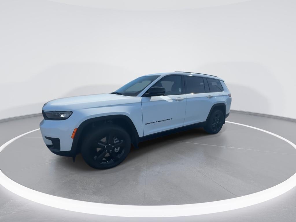 new 2025 Jeep Grand Cherokee L car, priced at $46,700