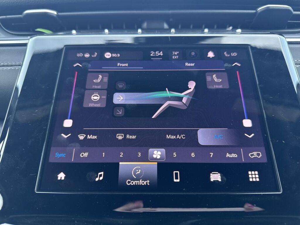 new 2025 Jeep Grand Cherokee L car, priced at $46,700