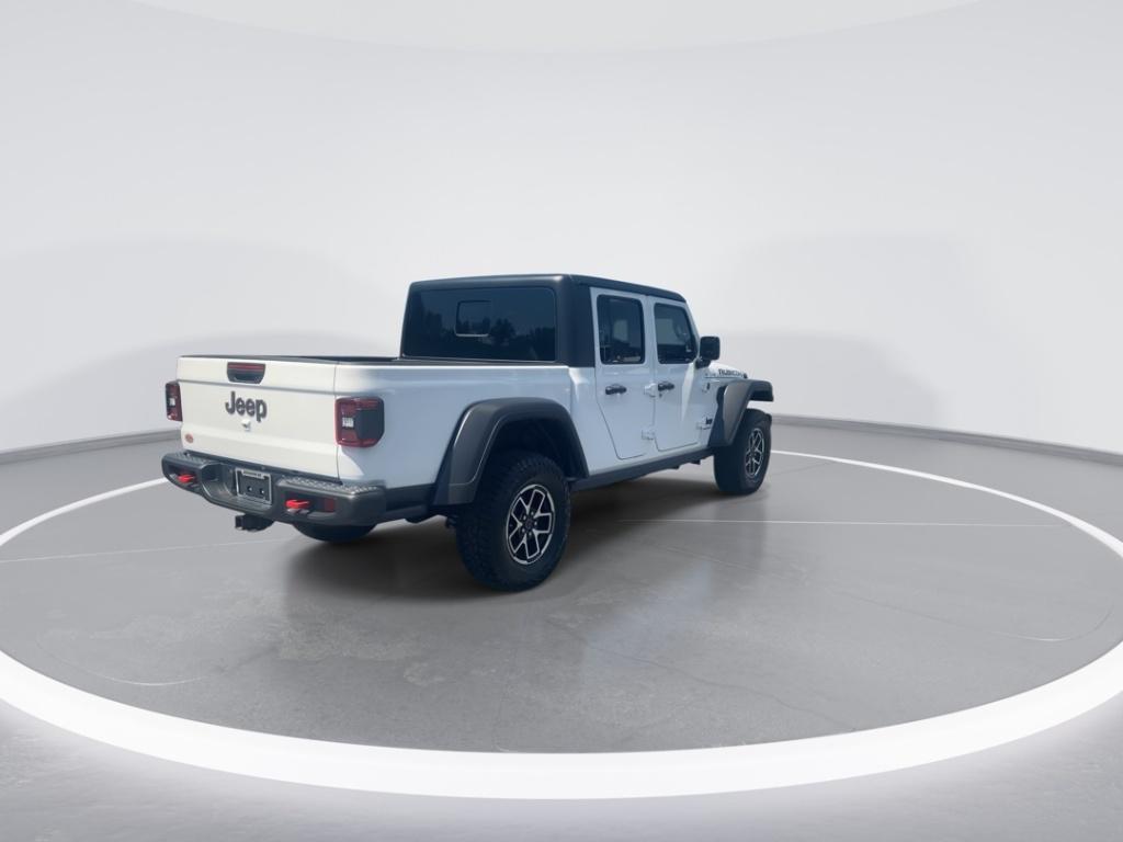 used 2024 Jeep Gladiator car, priced at $47,341