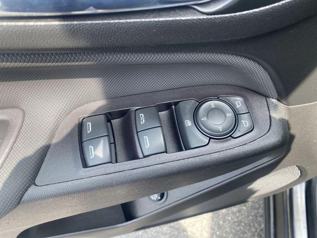 used 2022 Chevrolet Equinox car, priced at $24,871