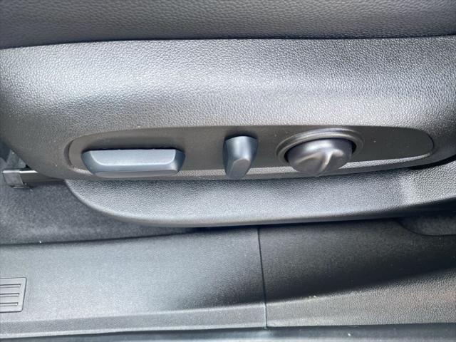 used 2022 Chevrolet Equinox car, priced at $26,995