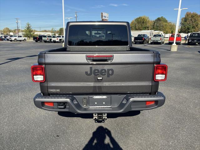 new 2025 Jeep Gladiator car