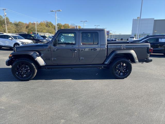 new 2025 Jeep Gladiator car