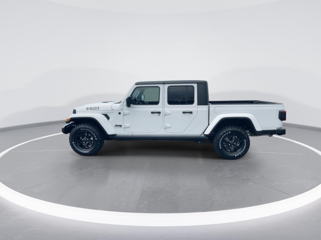 new 2025 Jeep Gladiator car, priced at $48,978