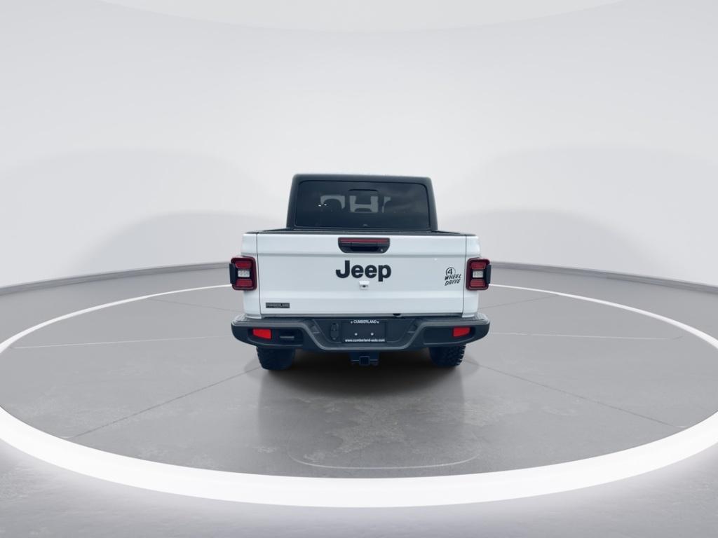 new 2025 Jeep Gladiator car, priced at $48,978