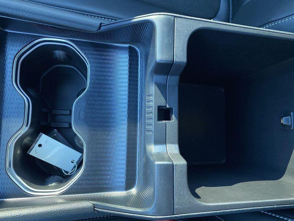 new 2025 Jeep Grand Cherokee car, priced at $45,711