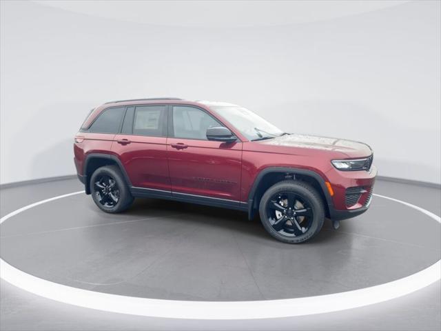 new 2025 Jeep Grand Cherokee car, priced at $42,030
