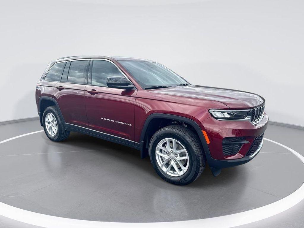 new 2025 Jeep Grand Cherokee car, priced at $40,533