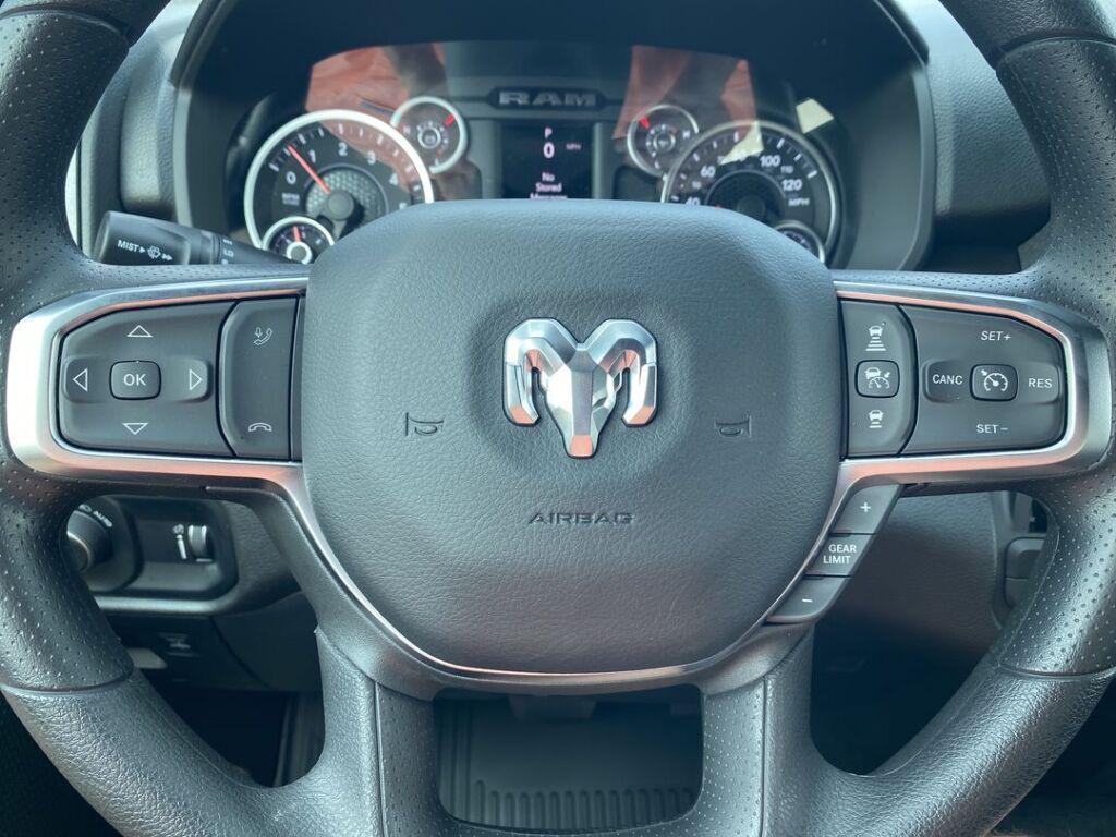 new 2025 Ram 1500 car, priced at $47,433