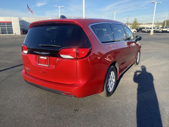 new 2025 Chrysler Voyager car