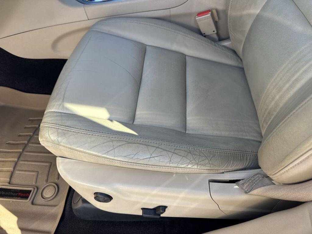 used 2018 Jeep Grand Cherokee car, priced at $13,745