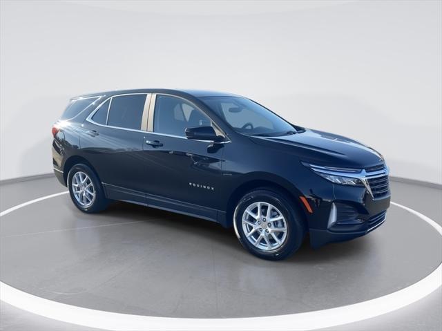 used 2022 Chevrolet Equinox car, priced at $24,282