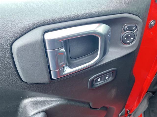 new 2025 Jeep Wrangler car, priced at $42,265