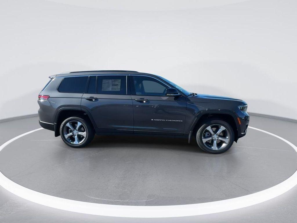 new 2025 Jeep Grand Cherokee L car, priced at $51,449