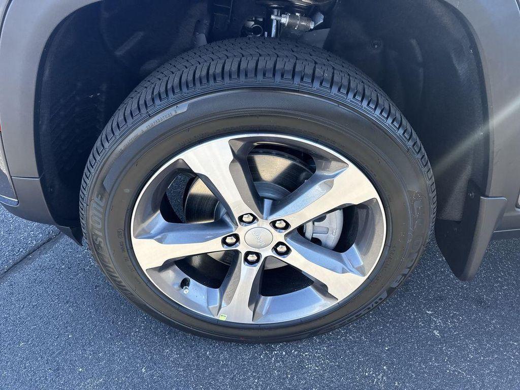 new 2025 Jeep Grand Cherokee L car, priced at $51,449