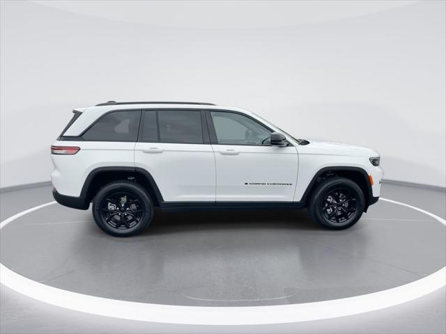 new 2025 Jeep Grand Cherokee car