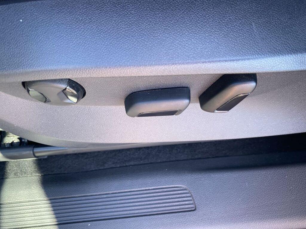 used 2023 Volkswagen Tiguan car, priced at $21,095