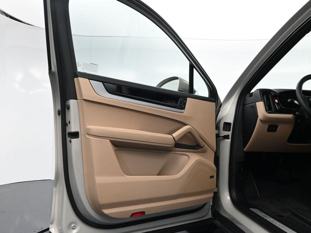 new 2025 Porsche Cayenne car, priced at $124,255