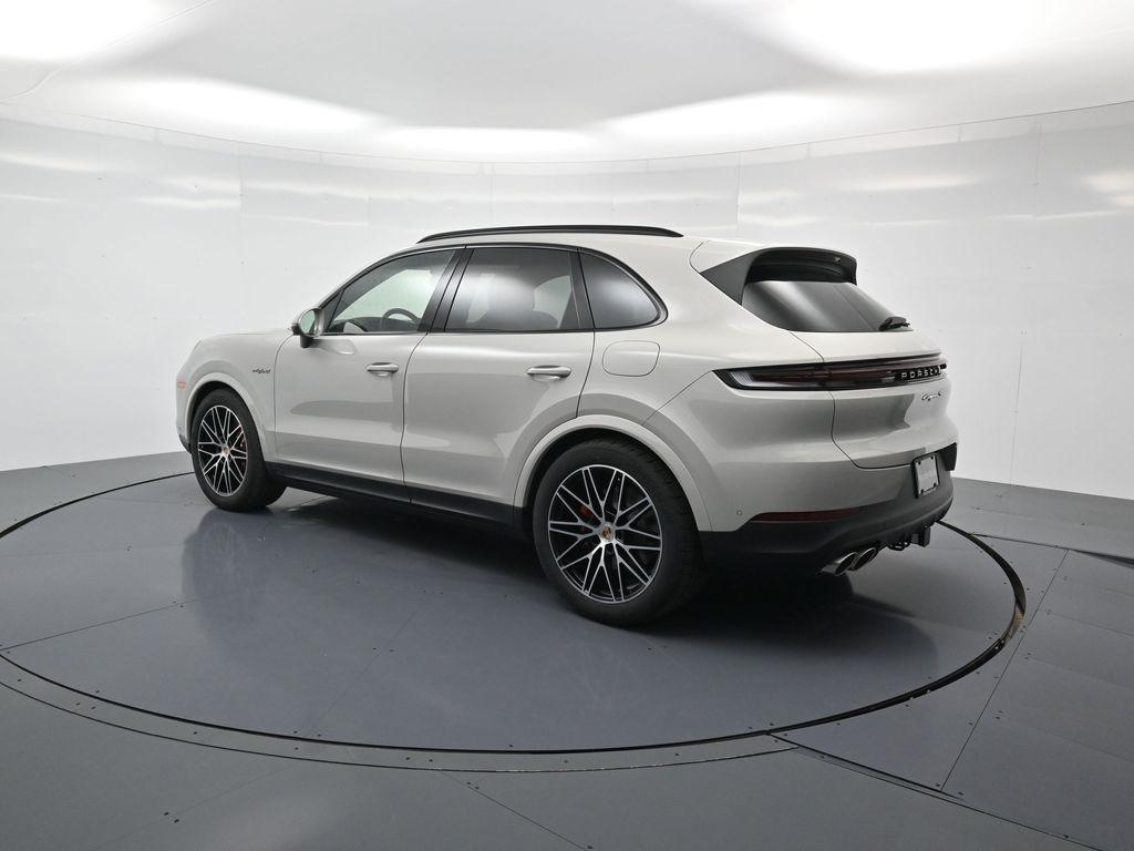 new 2025 Porsche Cayenne car, priced at $133,235