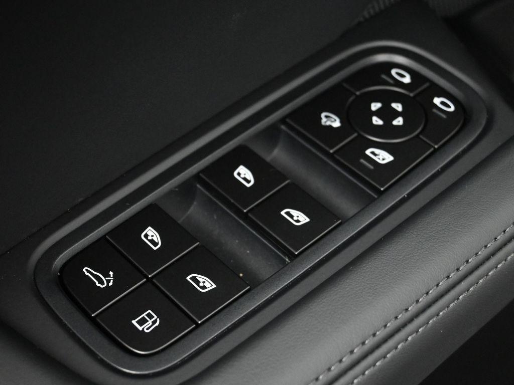 new 2025 Porsche Cayenne car, priced at $133,235