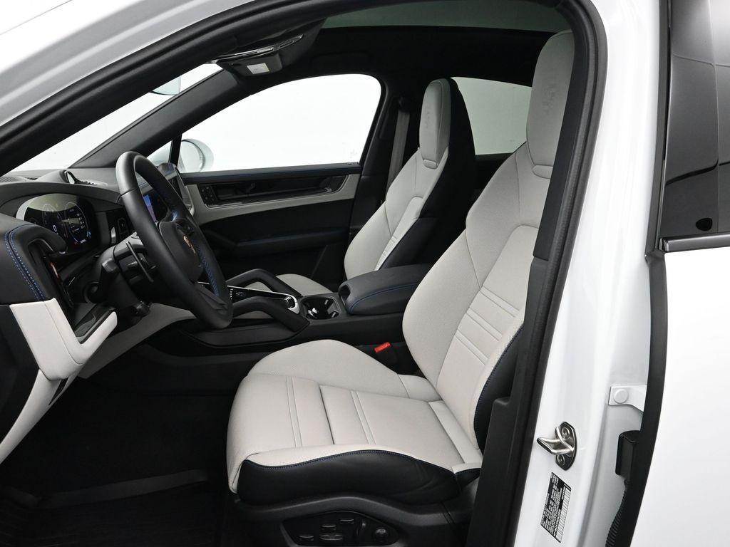 used 2025 Porsche Cayenne car, priced at $102,991