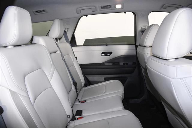 new 2024 Nissan Pathfinder car, priced at $39,816