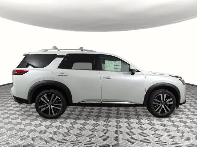 new 2025 Nissan Pathfinder car, priced at $54,860