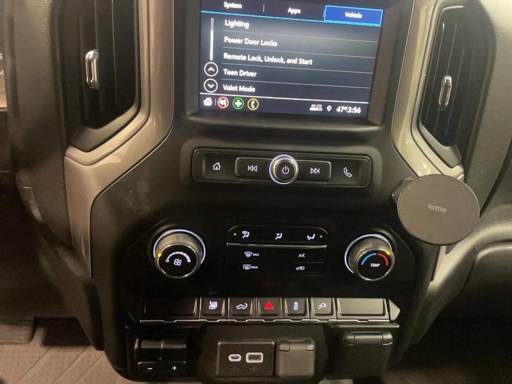 used 2022 Chevrolet Silverado 2500 car, priced at $39,991