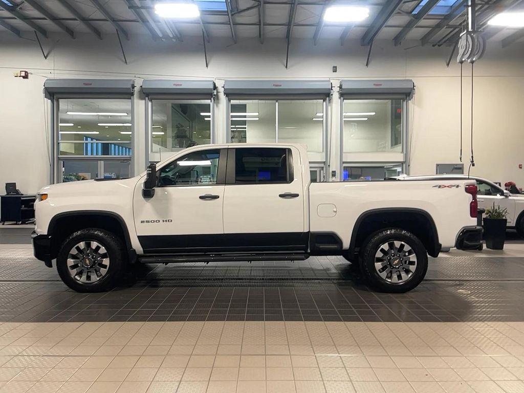 used 2022 Chevrolet Silverado 2500 car, priced at $39,991