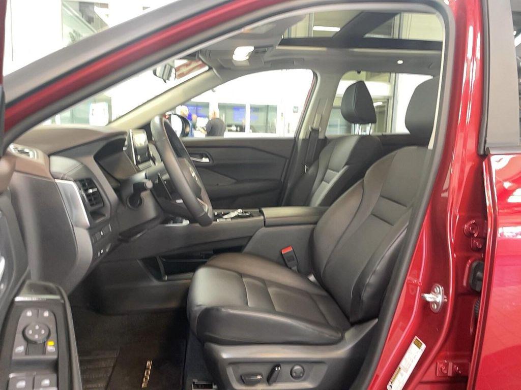 used 2023 Nissan Rogue car, priced at $27,921