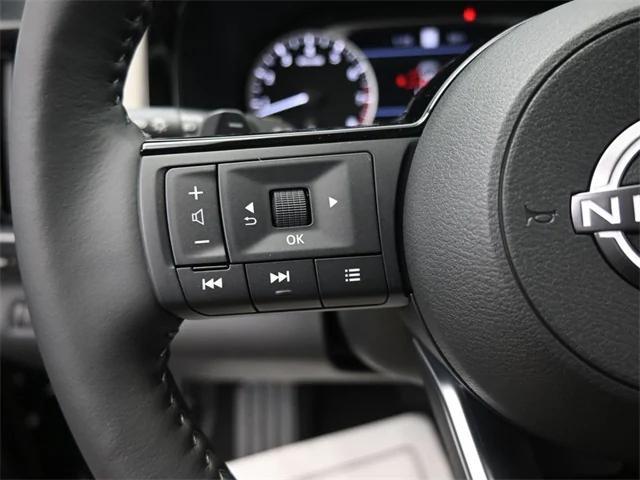 new 2025 Nissan Pathfinder car, priced at $49,950