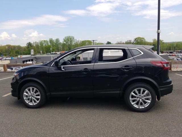 used 2022 Nissan Rogue Sport car, priced at $21,369