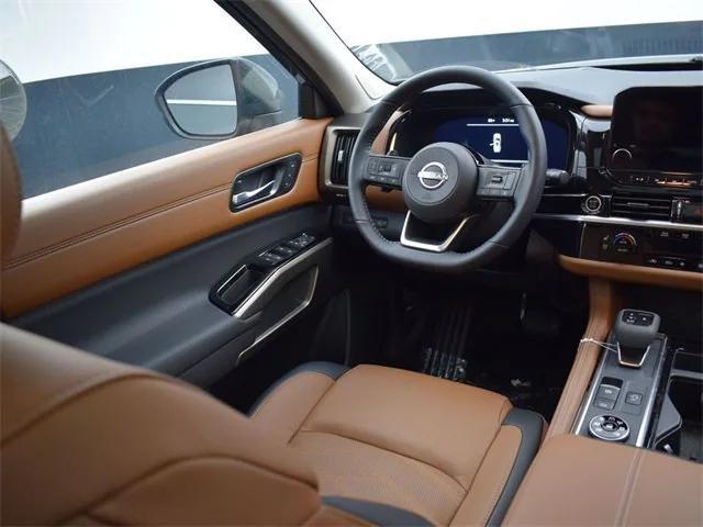 new 2025 Nissan Pathfinder car, priced at $51,205