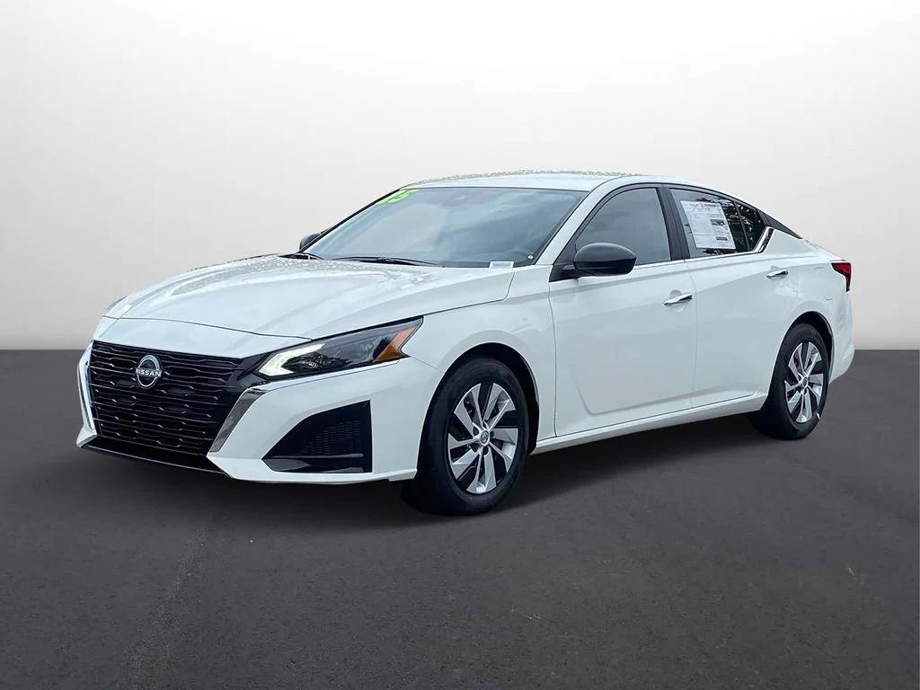 new 2025 Nissan Altima car, priced at $28,505