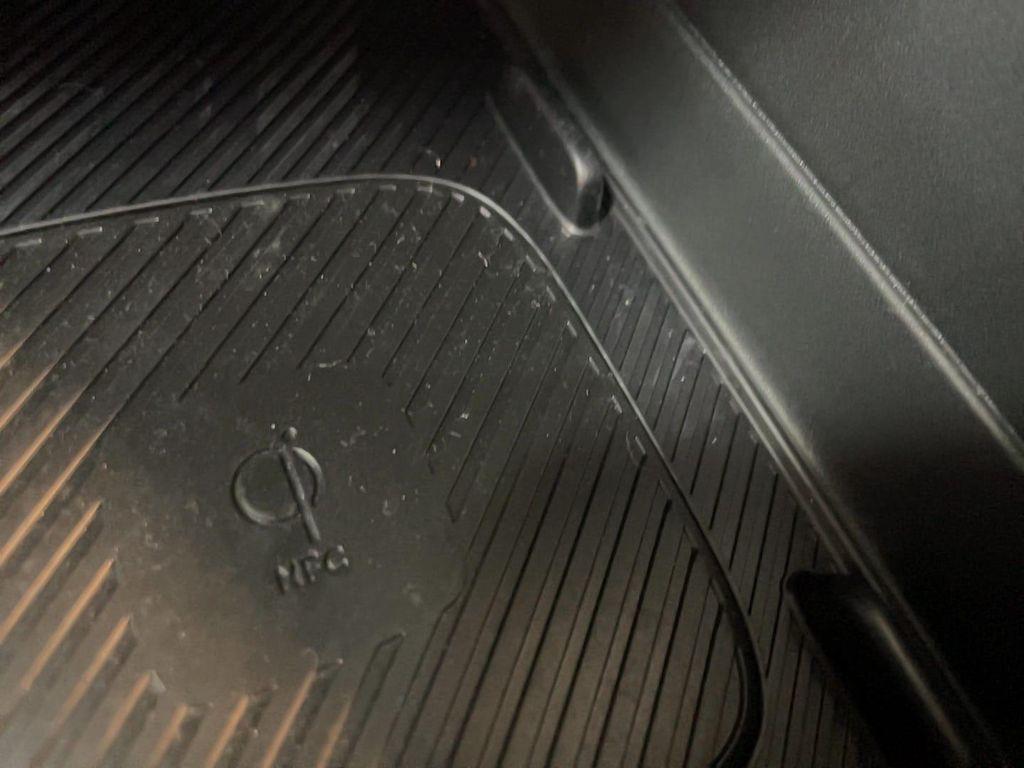 used 2026 Kia Carnival car, priced at $52,951