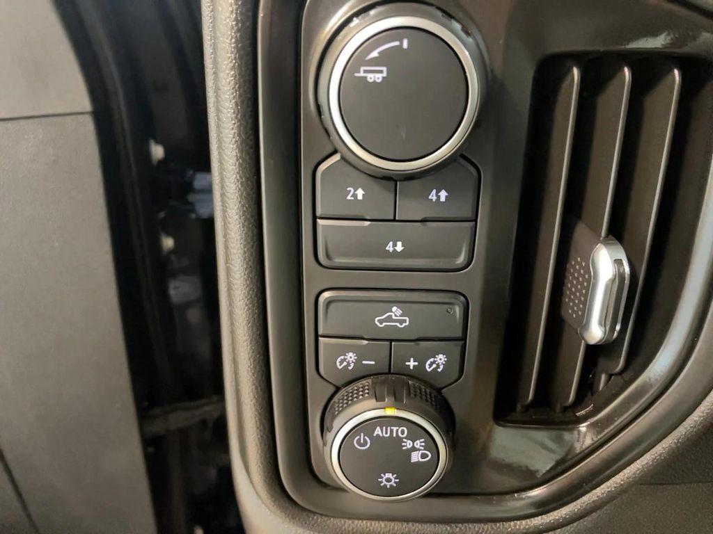 used 2022 Chevrolet Silverado 2500 car, priced at $48,921