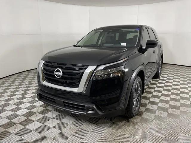 new 2025 Nissan Pathfinder car, priced at $41,365