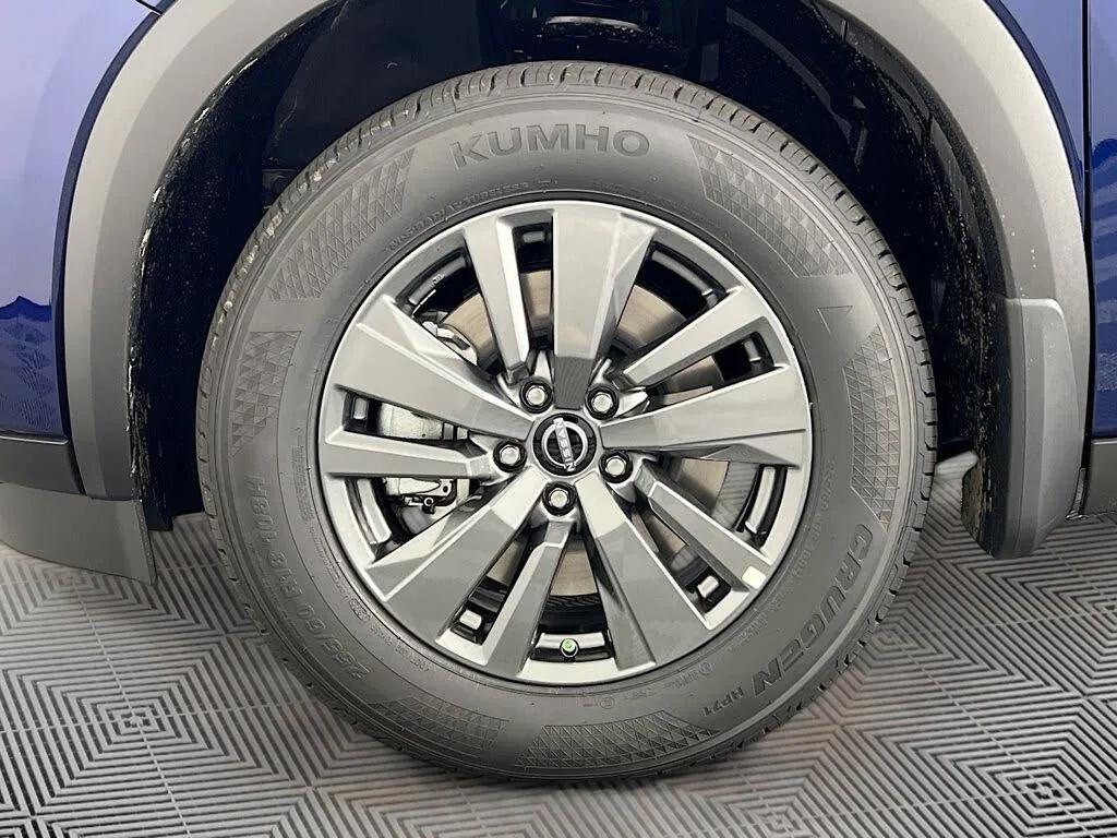 new 2025 Nissan Pathfinder car, priced at $43,890